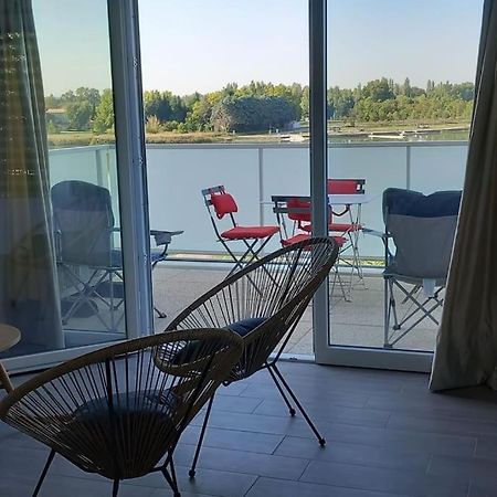 Appartement Climatise Au Coeur De La Provence Lac Et Parcs D'Attractions 10Mn Avignon Monteux Exterior foto