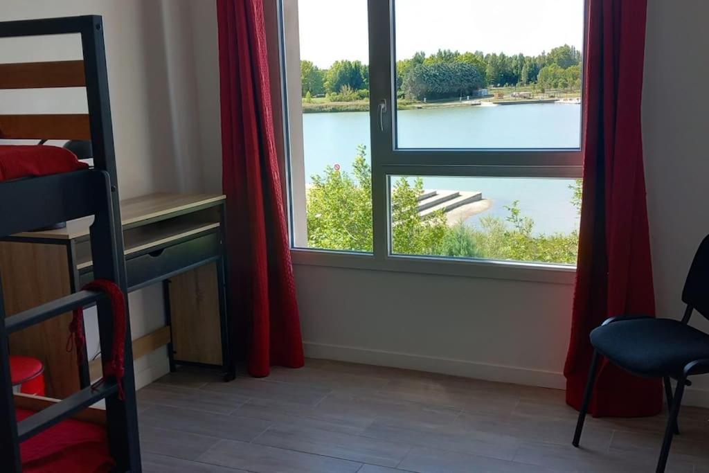 Appartement Climatise Au Coeur De La Provence Lac Et Parcs D'Attractions 10Mn Avignon Monteux Exterior foto